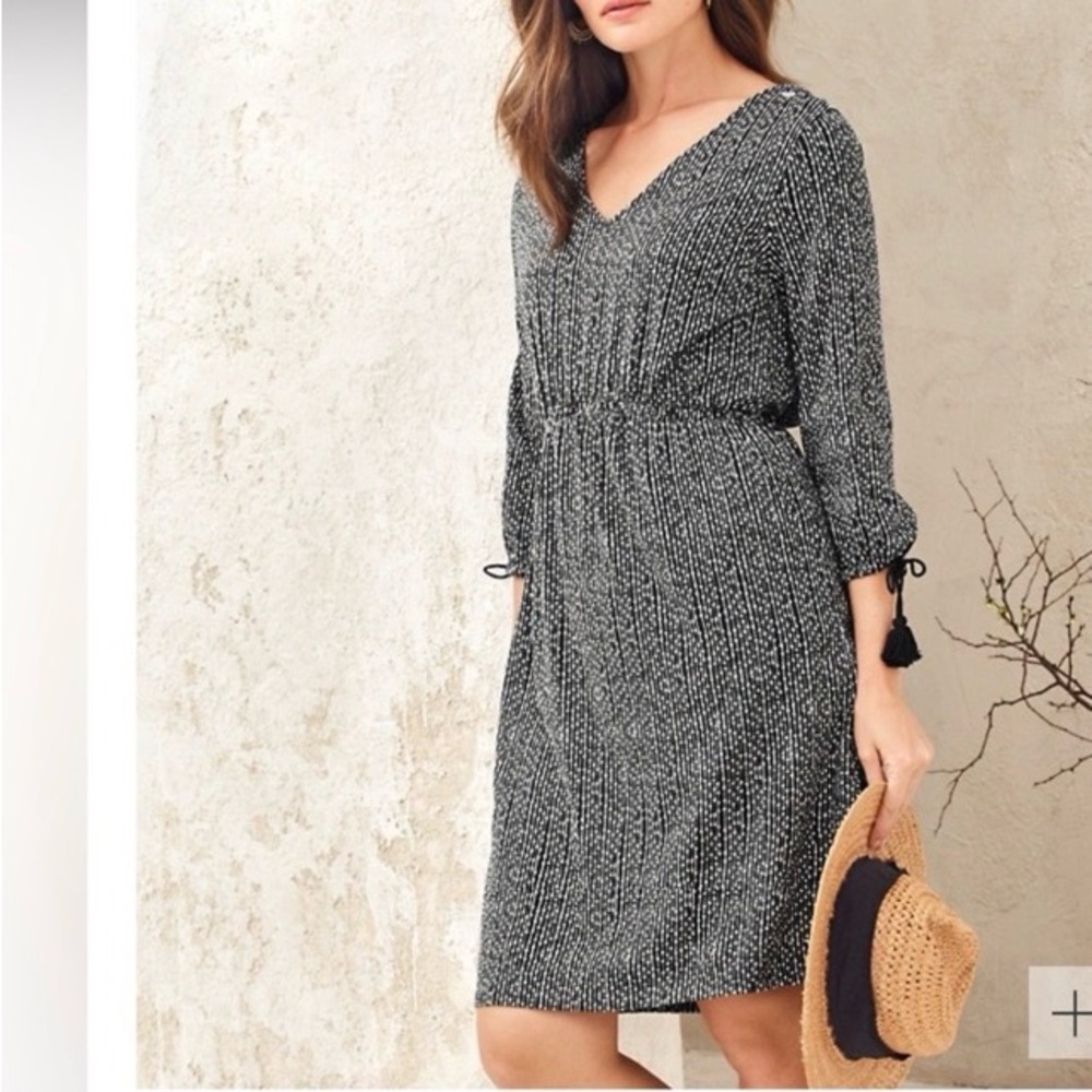 Garnet Hill dress with pockets, large black white three-quarter sleeve
